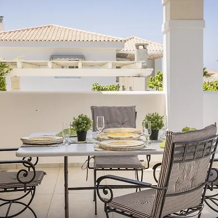 Ai Helis House Villa *