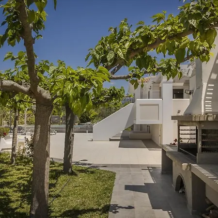 Ai Helis House Villa *